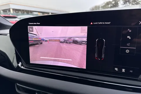  Audi A5 Avant 2.0 e-hybrid 25.9kWh S line S Tronic quattro Euro 6 (s/s) 5dr Thumbnail #31