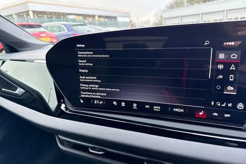  Audi A5 Avant 2.0 e-hybrid 25.9kWh S line S Tronic quattro Euro 6 (s/s) 5dr Thumbnail #41