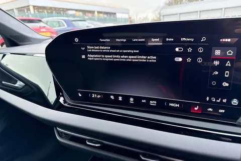  Audi A5 Avant 2.0 e-hybrid 25.9kWh S line S Tronic quattro Euro 6 (s/s) 5dr Thumbnail #45