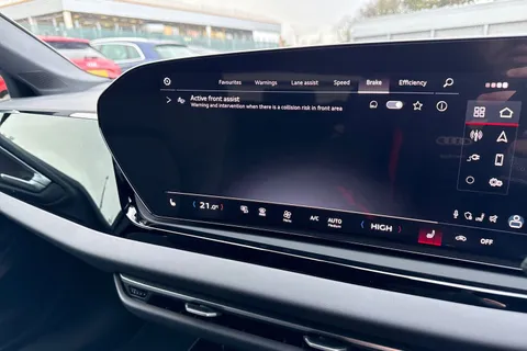  Audi A5 Avant 2.0 e-hybrid 25.9kWh S line S Tronic quattro Euro 6 (s/s) 5dr Thumbnail #46