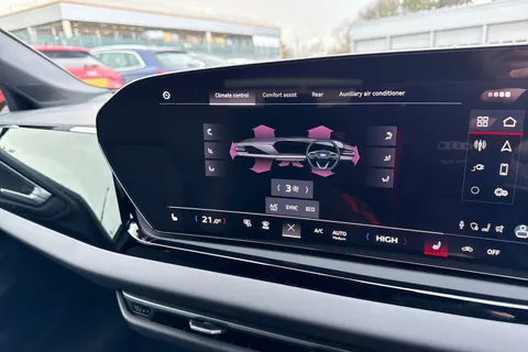  Audi A5 Avant 2.0 e-hybrid 25.9kWh S line S Tronic quattro Euro 6 (s/s) 5dr Thumbnail #48