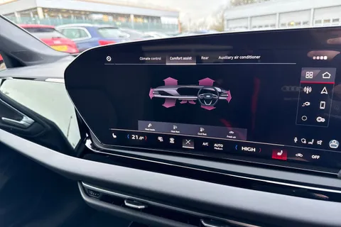  Audi A5 Avant 2.0 e-hybrid 25.9kWh S line S Tronic quattro Euro 6 (s/s) 5dr Thumbnail #49