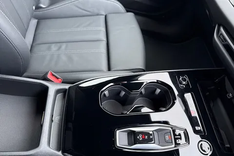  Audi A5 Avant 2.0 e-hybrid 25.9kWh S line S Tronic quattro Euro 6 (s/s) 5dr Thumbnail #52