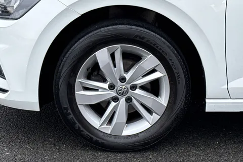 13 of 50 for Volkswagen Polo 1.0 EVO SE Euro 6 (s/s) 5dr