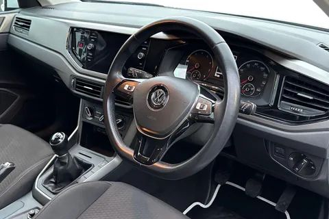 14 of 50 for Volkswagen Polo 1.0 EVO SE Euro 6 (s/s) 5dr