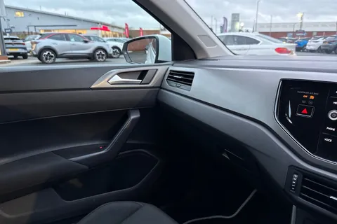 40 of 50 for Volkswagen Polo 1.0 EVO SE Euro 6 (s/s) 5dr