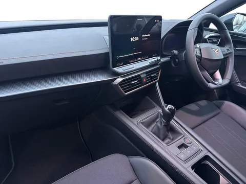 8 of 42 for CUPRA Leon 1.5 TSI 150 V1 5dr ** DELIVERY MILEAGE**