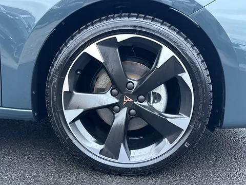 21 of 42 for CUPRA Leon 1.5 TSI 150 V1 5dr ** DELIVERY MILEAGE**