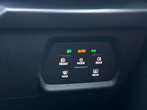 33 of 42 for CUPRA Leon 1.5 TSI 150 V1 5dr ** DELIVERY MILEAGE**