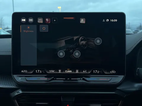 39 of 42 for CUPRA Leon 1.5 TSI 150 V1 5dr ** DELIVERY MILEAGE**