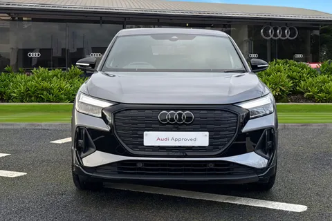 KW25NPJ Audi Q4 e-tron Q4 Sportback Black Edition 45 e-tron 210,00 kW Thumbnail #6