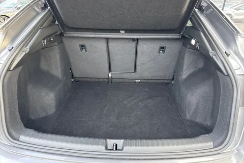 KW25NPJ Audi Q4 e-tron Q4 Sportback Black Edition 45 e-tron 210,00 kW Thumbnail #7