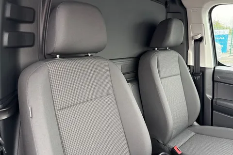 DC75MFJ Volkswagen Caddy 2.0 TDI 102PS Commerce Pro Van [Tech Pack] Thumbnail #24