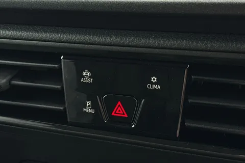 DC75MFJ Volkswagen Caddy 2.0 TDI 102PS Commerce Pro Van [Tech Pack] Thumbnail #43