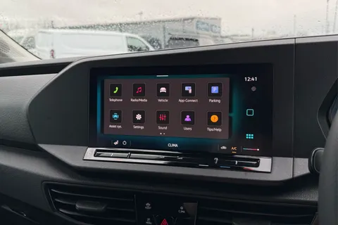 DC75MFJ Volkswagen Caddy 2.0 TDI 102PS Commerce Pro Van [Tech Pack] Thumbnail #44