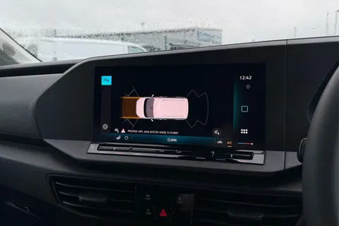 DC75MFJ Volkswagen Caddy 2.0 TDI 102PS Commerce Pro Van [Tech Pack] Thumbnail #49