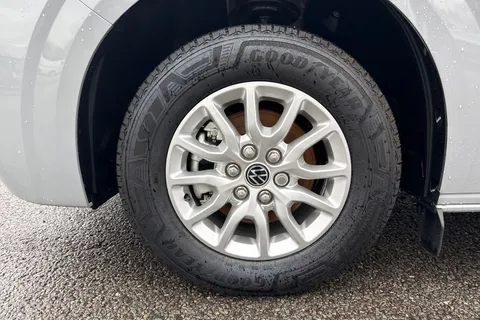 DF25FVW Volkswagen Transporter 160kW 65kWh Commerce Pro Van Auto Thumbnail #13