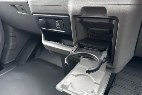 DF25FVW Volkswagen Transporter 160kW 65kWh Commerce Pro Van Auto Thumbnail #23