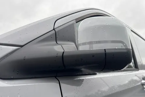 DF25FVW Volkswagen Transporter 160kW 65kWh Commerce Pro Van Auto Thumbnail #27