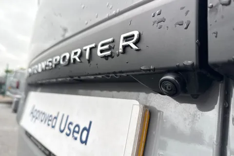 DF25FVW Volkswagen Transporter 160kW 65kWh Commerce Pro Van Auto Thumbnail #32