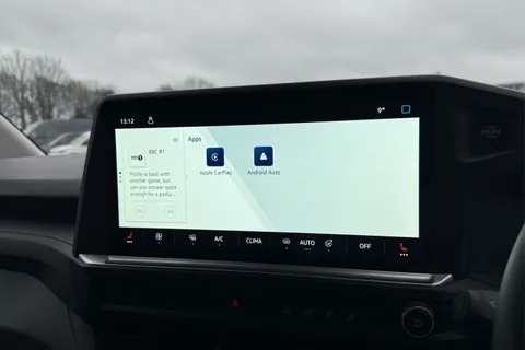 DF25FVW Volkswagen Transporter 160kW 65kWh Commerce Pro Van Auto Thumbnail #50