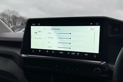 DF25FVW Volkswagen Transporter 160kW 65kWh Commerce Pro Van Auto Thumbnail #54