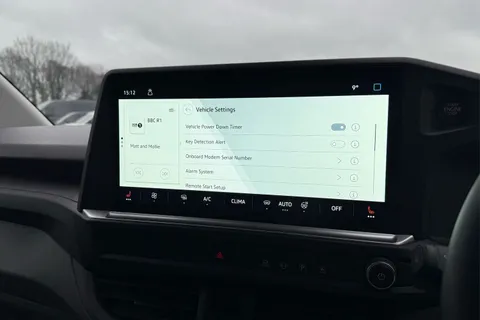 DF25FVW Volkswagen Transporter 160kW 65kWh Commerce Pro Van Auto Thumbnail #55