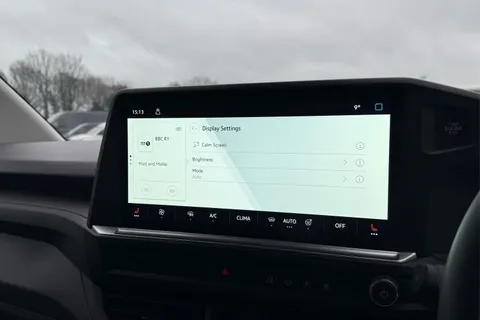 DF25FVW Volkswagen Transporter 160kW 65kWh Commerce Pro Van Auto Thumbnail #57