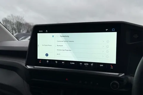 DF25FVW Volkswagen Transporter 160kW 65kWh Commerce Pro Van Auto Thumbnail #58