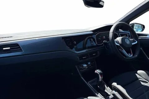 CX75KLE Volkswagen Polo 2.0 TSI GTI DSG ⭐Varenna Leather, Sunroof, Deep iron dash, 18' Faro Alloys⭐ Thumbnail #9