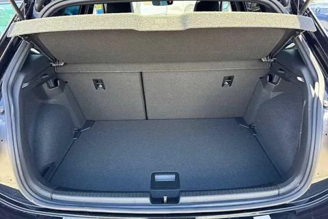 CX75KLE Volkswagen Polo 2.0 TSI GTI DSG ⭐Varenna Leather, Sunroof, Deep iron dash, 18' Faro Alloys⭐ Thumbnail #10