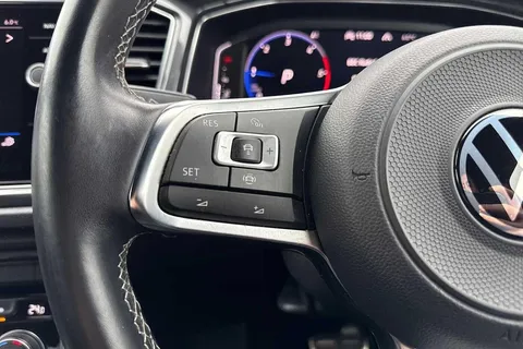 CX71WHS Volkswagen T-Roc 2.0 TDI EVO R-Line 5dr DSG Thumbnail #44