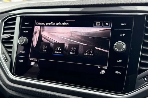 CX71WHS Volkswagen T-Roc 2.0 TDI EVO R-Line 5dr DSG Thumbnail #47