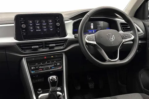 GF25KCZ Volkswagen T-Roc 1.5 TSI Match 5dr | Rear View Camera | Adaptive Cruise Thumbnail #2