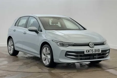 KM75BVB Volkswagen Golf 1.5 TSI 204 Style eHybrid 5dr DSG Thumbnail #1