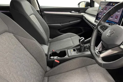 GD24NUV Volkswagen Golf 1.5 TSI 150 Match 5dr Thumbnail #10