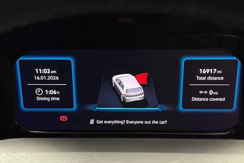 GD24NUV Volkswagen Golf 1.5 TSI 150 Match 5dr Thumbnail #11