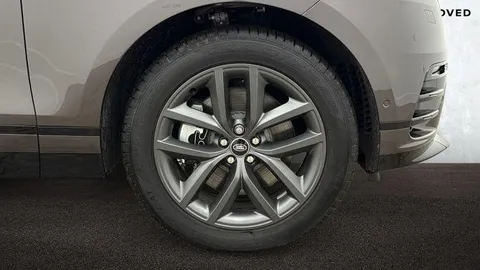 KR25ZWP Land Rover Range Rover Velar 2.0 P400e Dynamic SE 5dr Thumbnail #8