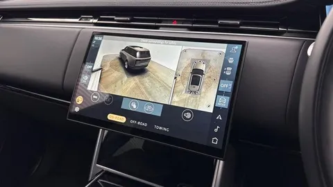 13 of 20 for Land Rover Range Rover 3.0 P460e HSE 5dr