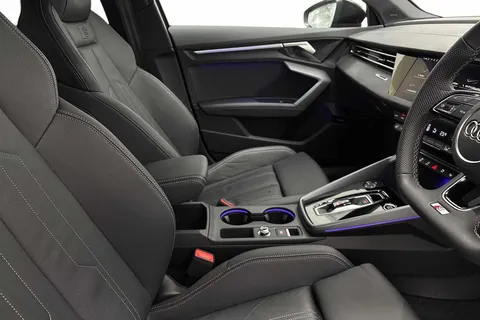 KT25EHU Audi A3 Black Edition 35 TFSI 150 PS S tronic Thumbnail #10