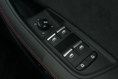 41 of 66 for Audi RS Q8 SUV performance Carbon Vorsprung 640 PS tiptronic