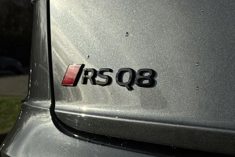 50 of 66 for Audi RS Q8 SUV performance Carbon Vorsprung 640 PS tiptronic