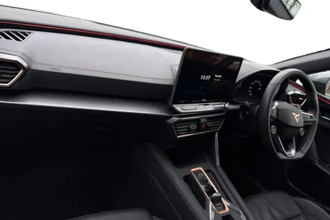 DE25ZPX CUPRA Leon 2.0 TSI VZ2 DSG Euro 6 (s/s) 5dr Thumbnail #10