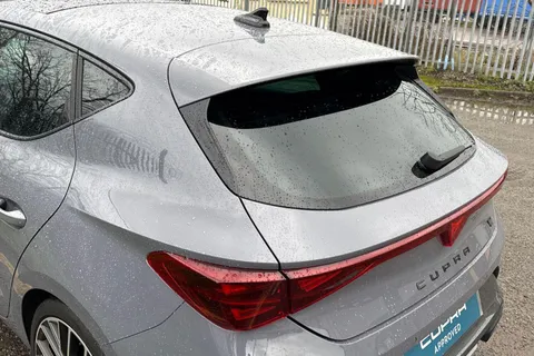 DE25ZPX CUPRA Leon 2.0 TSI VZ2 DSG Euro 6 (s/s) 5dr Thumbnail #17
