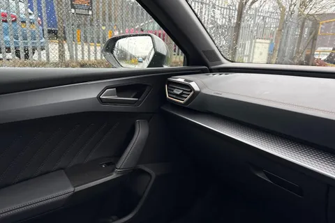 DE25ZPX CUPRA Leon 2.0 TSI VZ2 DSG Euro 6 (s/s) 5dr Thumbnail #36