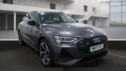 WN71FET Audi e-tron Black Edition 50 quattro 230,00 kW Thumbnail #1