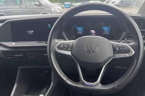 DE25VTZ Volkswagen Caddy Maxi 2.0 TDI 122PS Commerce Pro Van DSG [Tech Pack] Thumbnail #12