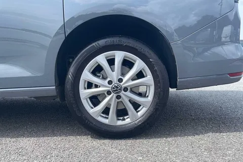 DE25VTZ Volkswagen Caddy Maxi 2.0 TDI 122PS Commerce Pro Van DSG [Tech Pack] Thumbnail #22