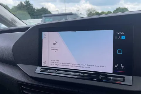 DE25VTZ Volkswagen Caddy Maxi 2.0 TDI 122PS Commerce Pro Van DSG [Tech Pack] Thumbnail #40