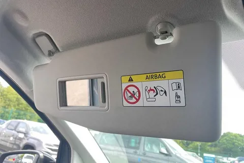 DE25VTZ Volkswagen Caddy Maxi 2.0 TDI 122PS Commerce Pro Van DSG [Tech Pack] Thumbnail #53